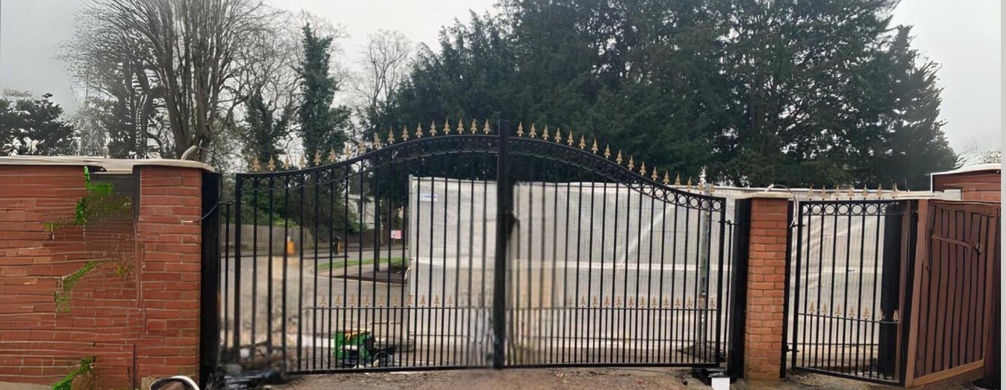 Metal Gates supplier in london, watford and hitchin