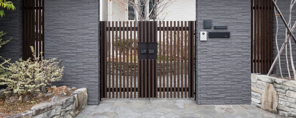 A slide gate in london home